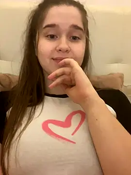 HornyGirlH online show from 10.21.25