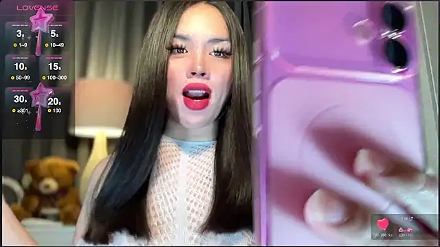 MISSANACONDA online show from 04.11.26