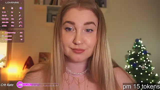 Snapshot of ollydoll92 chatting on 12.25.24 ollydoll92 online show from 12.25.24
