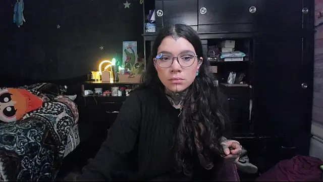 Lilmarieee online show from 02.17.25