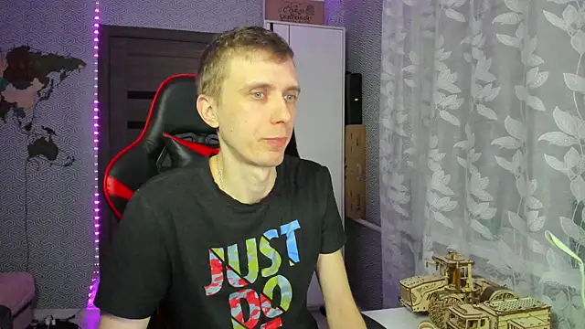 alex13ho online show from 03.11.25