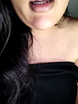 Annerae online show from 04.04.26