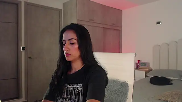 Brown skin11 online show from 01.06.26