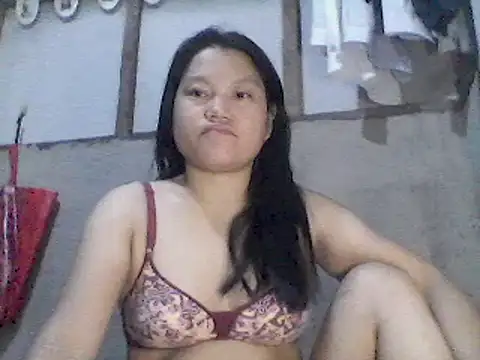 Snapshot of SexyHotMari69 chatting on 03.02.25 SexyHotMari69 online show from 03.02.25
