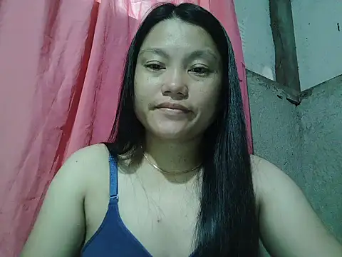 Snapshot of SexyHotMari69 chatting on 09.13.25 SexyHotMari69 online show from 09.13.25