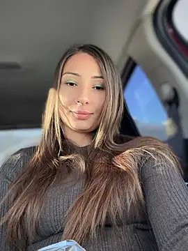 YOUR-KARINA online show from 01.10.25