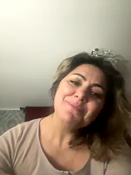 Emma roqueen online show from 10.11.25