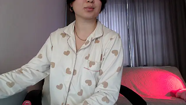 Lili asian online show from 10.17.25