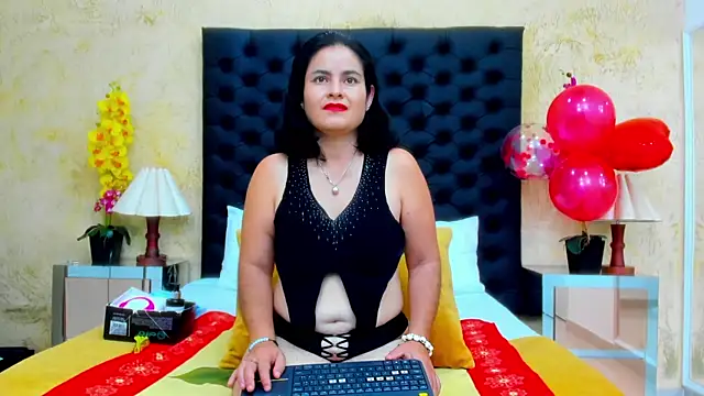 SaraBernarrd online show from 02.07.25