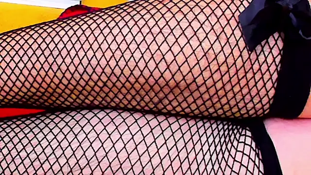SaraBernarrd online show from 02.15.25