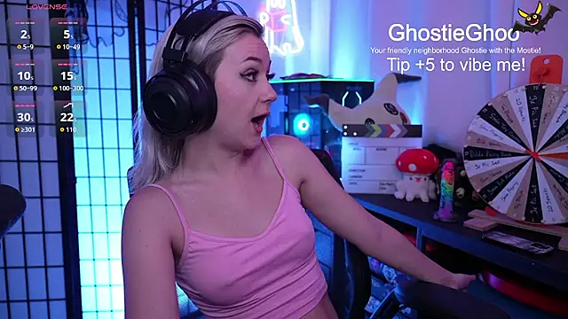 GhostieGhoo online show from 06.12.26