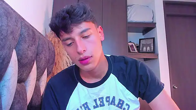 I Gabriel online show from 12.23.24