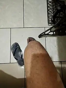 Snapshot of Henrifalcao chatting on 10.26.25 Henrifalcao online show from 10.26.25