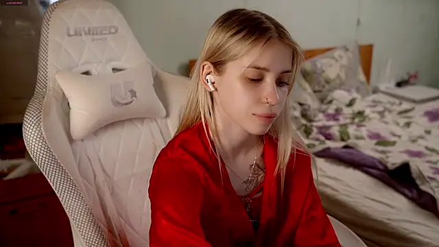 ho1yho1e online show from 03.23.26