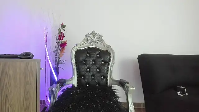 Hela wet online show from 12.28.24