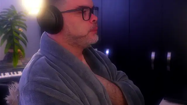 Sanders White online show from 09.15.25