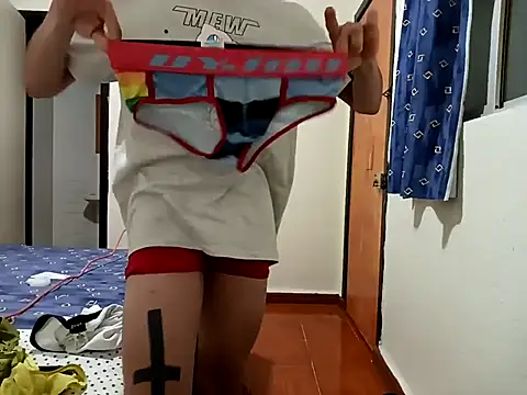 Latinopervs online show from 02.18.25