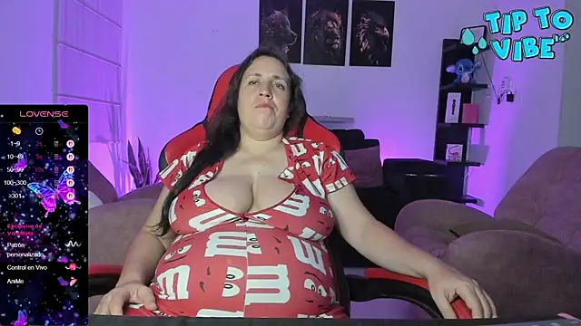 Snapshot of valery_adams1 chatting on 03.15.25 valery adams1 online show from 03.15.25