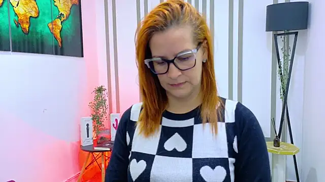 Britney taylor  online show from 10.24.25