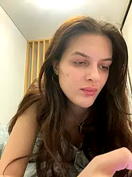 little belucci online show from 12.04.24