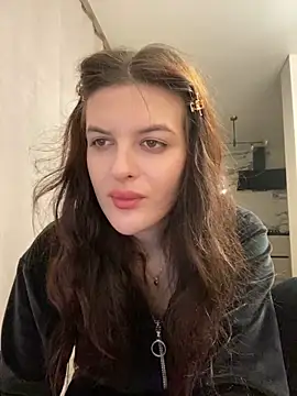 little belucci online show from 12.12.24