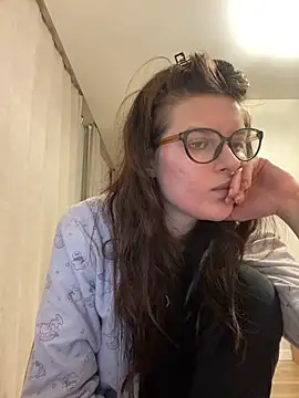 little belucci online show from 12.14.24