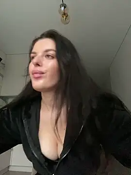 little belucci online show from 12.14.25