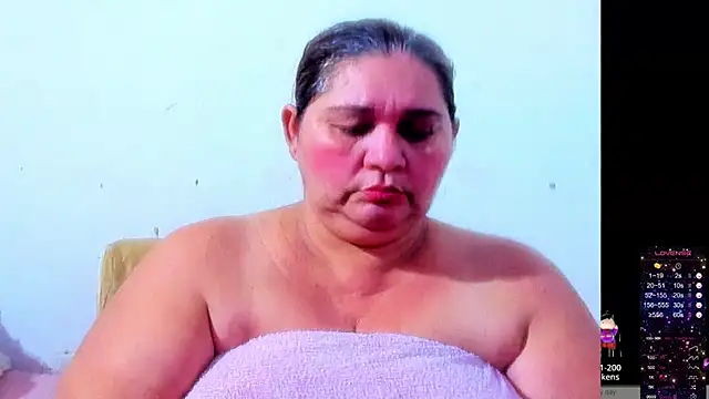 Snapshot of BBW_Michelle chatting on 10.26.25 BBW Michelle online show from 10.26.25