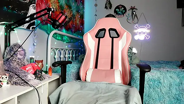 baebaeblueXXX online show from 11.28.25