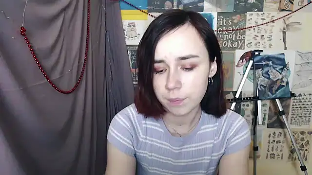VeryVeryVeryShy  online show from 01.04.25