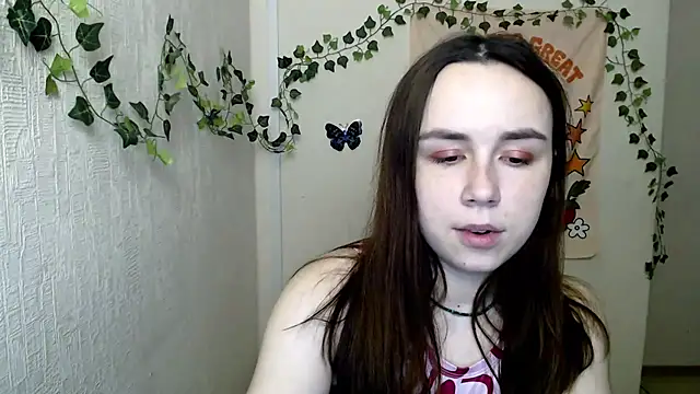 VeryVeryVeryShy  online show from 03.05.26