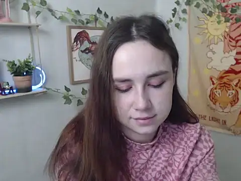 VeryVeryVeryShy  online show from 04.06.26