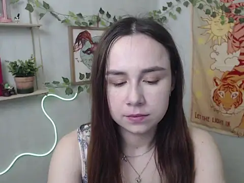 VeryVeryVeryShy  online show from 04.17.26