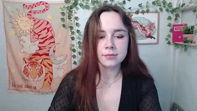 Snapshot of VeryVeryVeryShy_ chatting on 06.09.26 VeryVeryVeryShy online show from 06.09.26