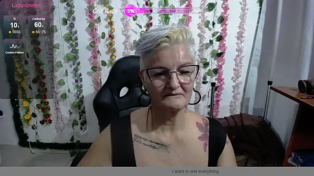 bety-cum2 online show from 12.08.24