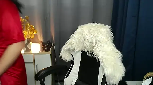 Ur Fantastic Lina online show from 02.10.25