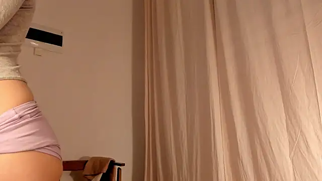 hee jeen online show from 02.23.25