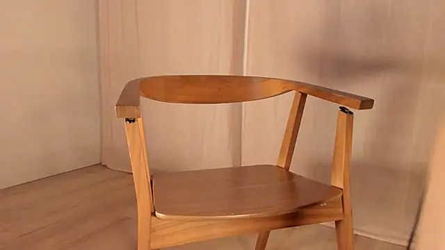 hee jeen online show from 03.15.25