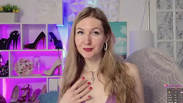 Snapshot of Hello_Lisha chatting on 01.06.25 Hello Lisha online show from 01.06.25