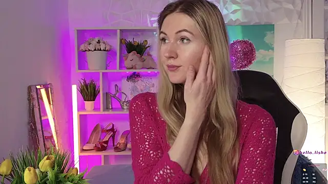 Snapshot of Hello_Lisha chatting on 02.12.25 Hello Lisha online show from 02.12.25
