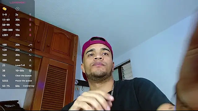 Bigcock 21cm  online show from 02.26.25