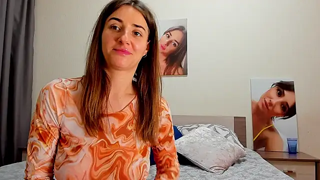 Squishy Goddess online show from 03.07.25