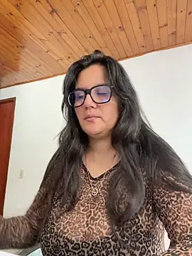 SWEETLILY18 online show from 04.17.26