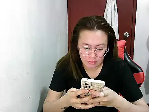 crizzybel online show from 12.30.24