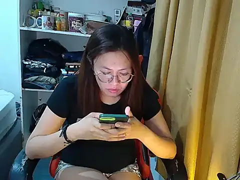 crizzybel online show from 04.21.26