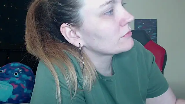 ToxicLilly online show from 12.02.24