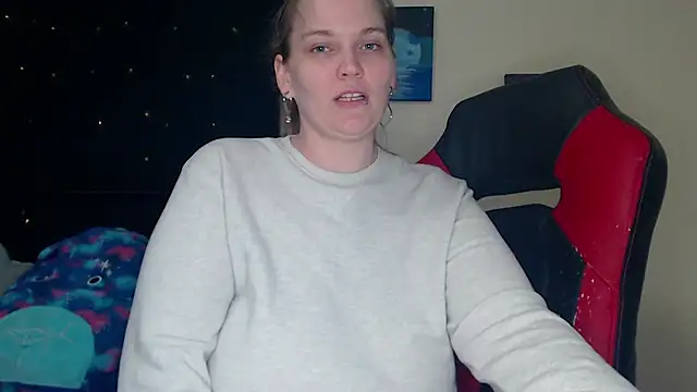 ToxicLilly online show from 12.06.24