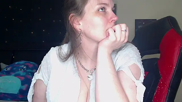 ToxicLilly online show from 12.18.24