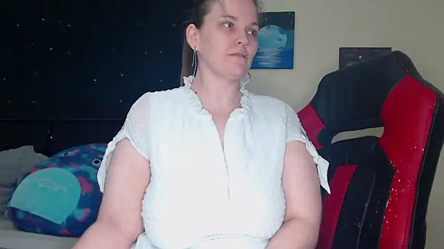 ToxicLilly online show from 12.31.24