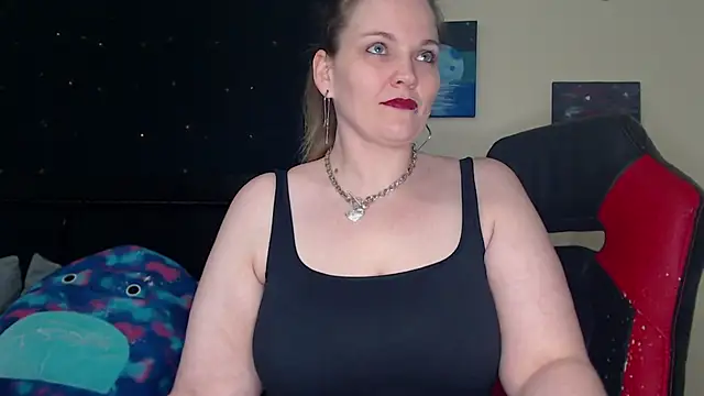 ToxicLilly online show from 01.04.25